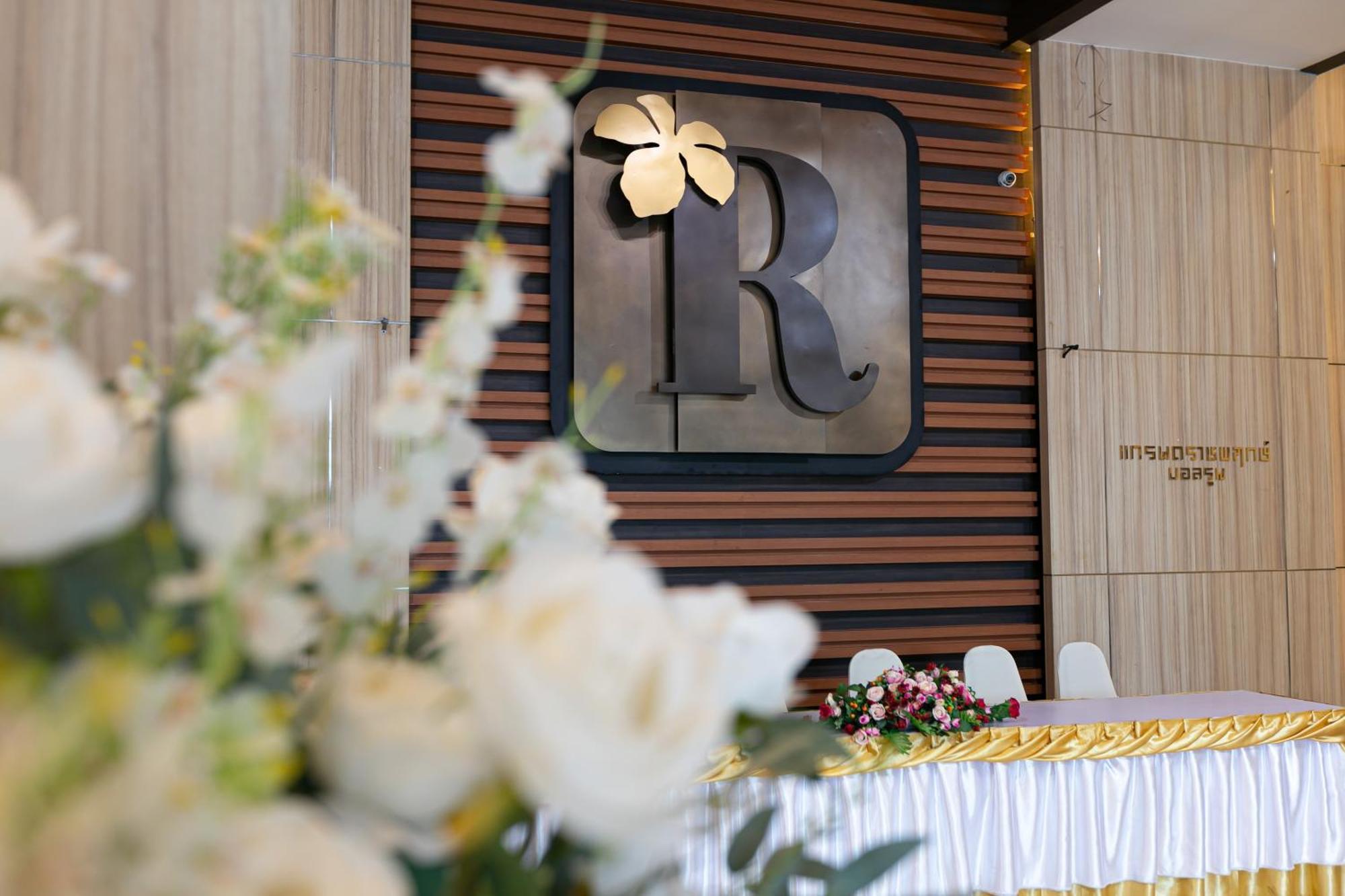 Grand Ratchapruek Hotel Pak Kret Eksteriør bilde